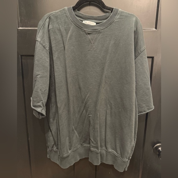 Zara Oversized Sweatshirt Tee – Size L - Picture 1 of 3